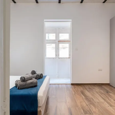 St Nicholas Street * Valletta